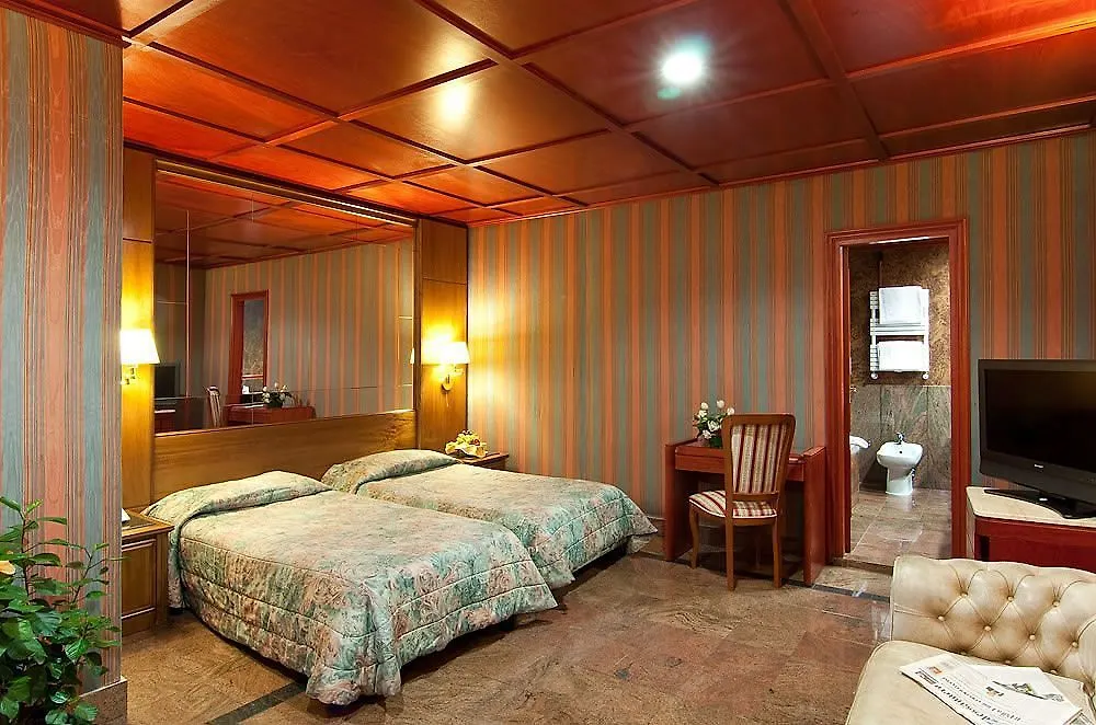 Madison Hotel Ρώμη 3*,